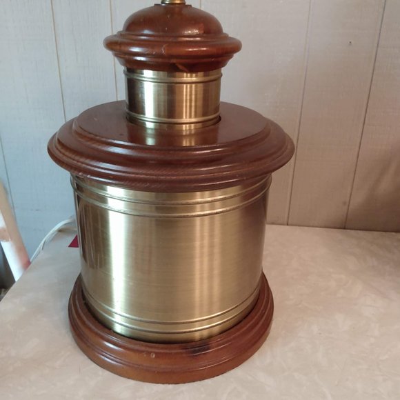 Vintage Mid Century Wood & Brass Tea Tin Canister Cylinder Lamp - Picture 8 of 13